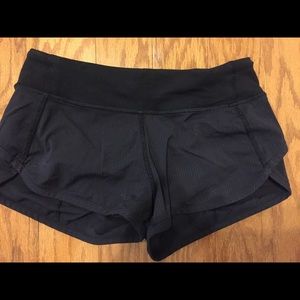 Ivivva Girls Speedy Short in black (size 10)